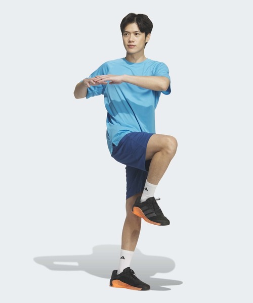 adidas(アディダス)の「テック エッセンシャルズ クールタッチ レギュラーフィット 半袖Tシャツ / アディダス adidas(Tシャツ/カットソー・メンズ・ブルー・XX-LARGE/3XL/LARGE/MEDIUM/SMALL/X-LARGE)」の5枚目の写真