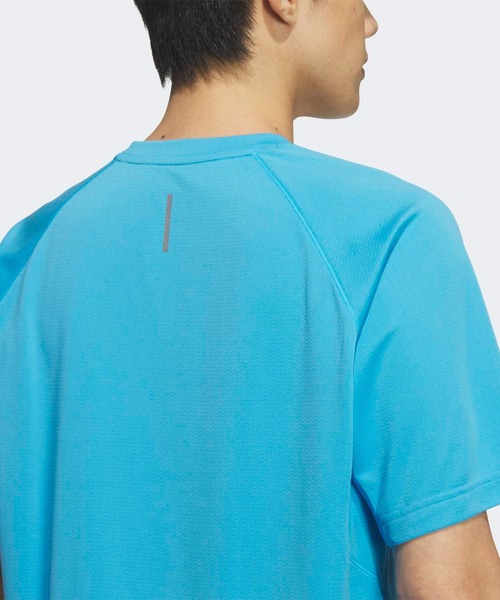 adidas(アディダス)の「テック エッセンシャルズ クールタッチ レギュラーフィット 半袖Tシャツ / アディダス adidas(Tシャツ/カットソー・メンズ・ブルー・XX-LARGE/3XL/LARGE/MEDIUM/SMALL/X-LARGE)」の4枚目の写真