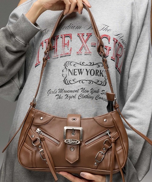 X-girl(エックスガール)の「ZIP AND BELT FAUX LEATHER BAG(ショルダーバッグ・レディース・ブラック/ブラウン/ピンク・ONE SIZE)」の2枚目の写真