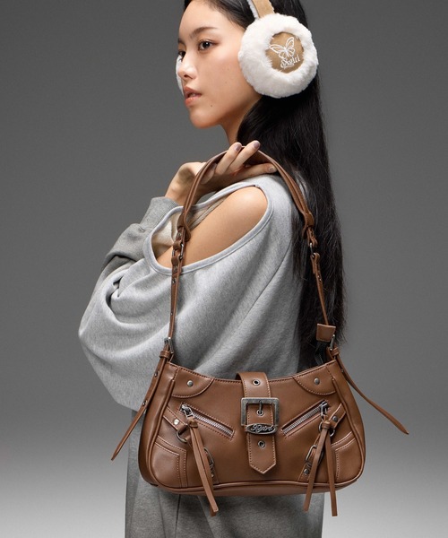 X-girl(エックスガール)の「ZIP AND BELT FAUX LEATHER BAG(ショルダーバッグ・レディース・ブラック/ブラウン/ピンク・ONE SIZE)」の12枚目の写真