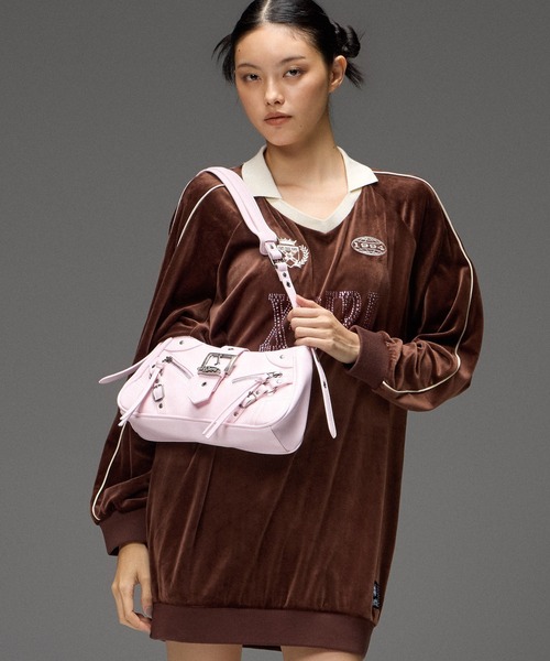 X-girl(エックスガール)の「ZIP AND BELT FAUX LEATHER BAG(ショルダーバッグ・レディース・ブラック/ブラウン/ピンク・ONE SIZE)」の20枚目の写真