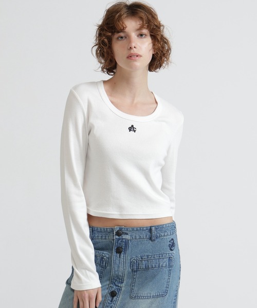 AVIREX(アヴィレックス)の「《直営店限定》L/S AC T-SHIRT(Tシャツ/カットソー・レディース・ブラック/グレー/オフホワイト・S/M)」の2枚目の写真