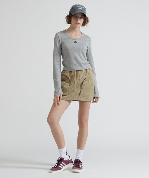 AVIREX(アヴィレックス)の「《直営店限定》L/S AC T-SHIRT(Tシャツ/カットソー・レディース・ブラック/グレー/オフホワイト・S/M)」の6枚目の写真