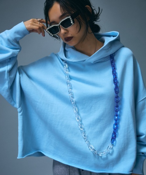 GEVS.(ジェイヴィス)の「綿100%ワイドシルエットフーディ<大きいサイズ有>GEVS.(パーカー・レディース・スミクロ/ピンク/ブルー・M/5L~6L/3L~4L/L~LL)」の4枚目の写真