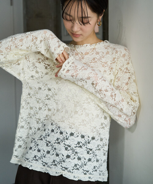 FREAK'S STORE(フリークスストア)の「限定展開 前後 2WAY 起毛 レース ルーズ ロングスリーブ トップス(Tシャツ/カットソー・レディース・ブラック/ナチュラル・フリ-)」の1枚目の写真