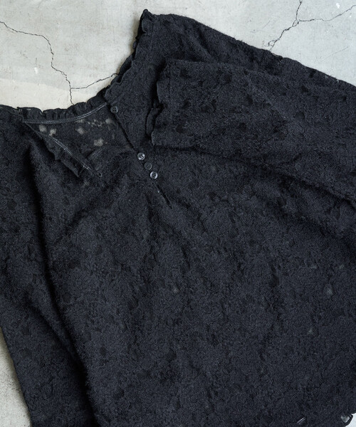 FREAK'S STORE(フリークスストア)の「限定展開 前後 2WAY 起毛 レース ルーズ ロングスリーブ トップス(Tシャツ/カットソー・レディース・ブラック/ナチュラル・フリ-)」の8枚目の写真
