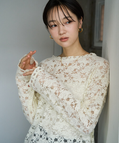 FREAK'S STORE(フリークスストア)の「限定展開 前後 2WAY 起毛 レース ルーズ ロングスリーブ トップス(Tシャツ/カットソー・レディース・ブラック/ナチュラル・フリ-)」の17枚目の写真