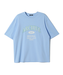 男性アーカイブグラフィックTシャツ (スカイブルー) (HCRSTA3)