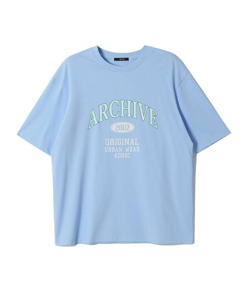ADHOC(アドホック)の「男性アーカイブグラフィックTシャツ (スカイブルー) (HCRSTA3)(Tシャツ/カットソー・メンズ・その他・90/100/95/105)」の1枚目の写真