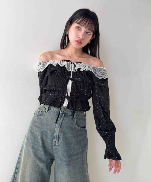 AS KNOW AS plus(アズノゥアズプラス)の「☆リボンシャーリングブラウス(シャツ/ブラウス・レディース・ブラック系その他/ブラック系/アイボリー系・FREE)」の4枚目の写真