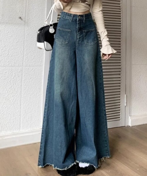 Ritzy(リッツィー)の「ハイウエスト・ワイドデニムパンツ(デニムパンツ・レディース・ブルー・LARGE/MEDIUM)」の2枚目の写真