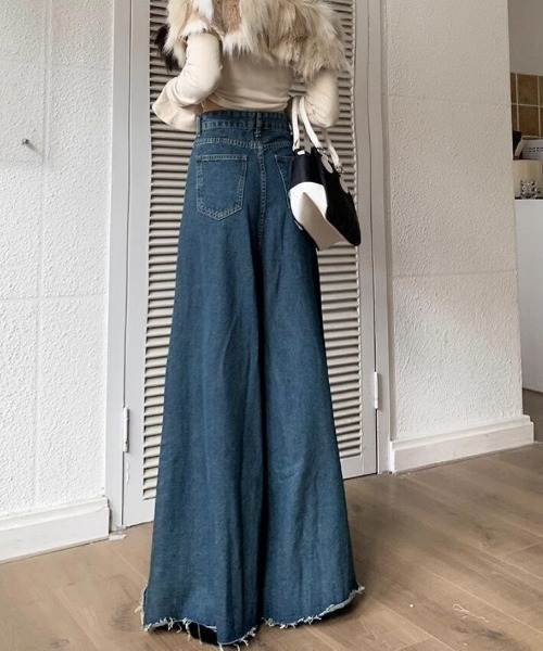 Ritzy(リッツィー)の「ハイウエスト・ワイドデニムパンツ(デニムパンツ・レディース・ブルー・LARGE/MEDIUM)」の5枚目の写真