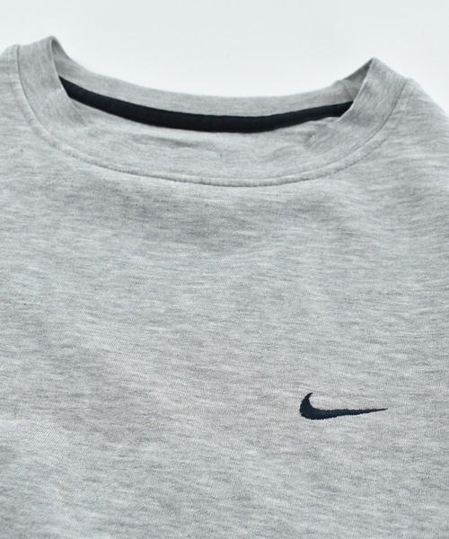 NIKE(ナイキ)の「【USED】Y2K NIKE swooshロゴ スウェット(スウェット・メンズ・グレー・LARGE)」の2枚目の写真