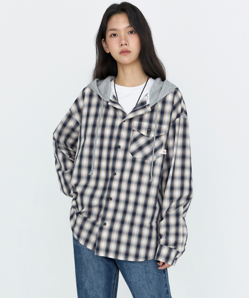 MONGDOL(モンドル)の「オーバーサイズチェックグラフィックフードシャツ グレー MDSH028GRAY(シャツ/ブラウス・レディース・その他・F)」の2枚目の写真