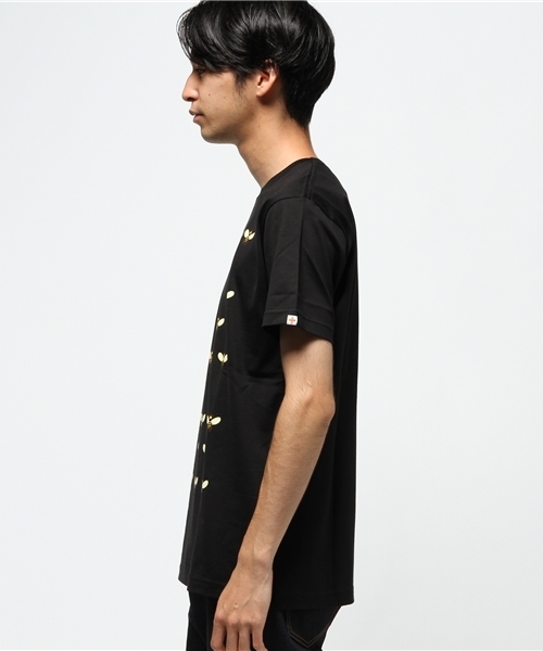 HEAD PORTER(ヘッドポーター)の「THE BEE TEE(Tシャツ/カットソー・メンズ・ブラック/ホワイト・MEDIUM/SMALL/LARGE/X-LARGE)」の5枚目の写真