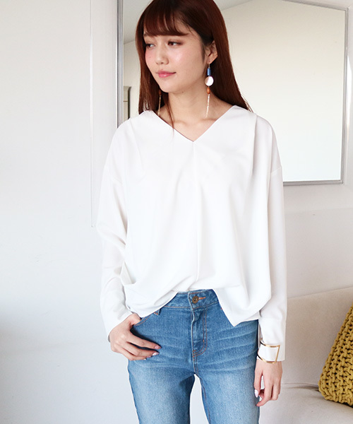 N.（N. Natural Beauty Basic）（エヌエヌナチュラルビューティーベーシック）の「タックドレープスリットスリーブブラウス（シャツ/ブラウス・レディース・ホワイト/ピンク/グレー・MEDIUM）」の2枚目の写真