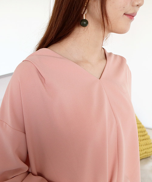 N.（N. Natural Beauty Basic）（エヌエヌナチュラルビューティーベーシック）の「タックドレープスリットスリーブブラウス（シャツ/ブラウス・レディース・ホワイト/ピンク/グレー・MEDIUM）」の9枚目の写真