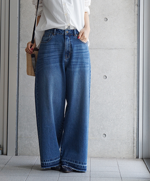 laboratory work（ラボラトリーワーク）の「ヴィンテージ風デニムワイドパンツ（デニムパンツ・レディース・ライトブルー/ブルー・SMALL/MEDIUM）」の4枚目の写真