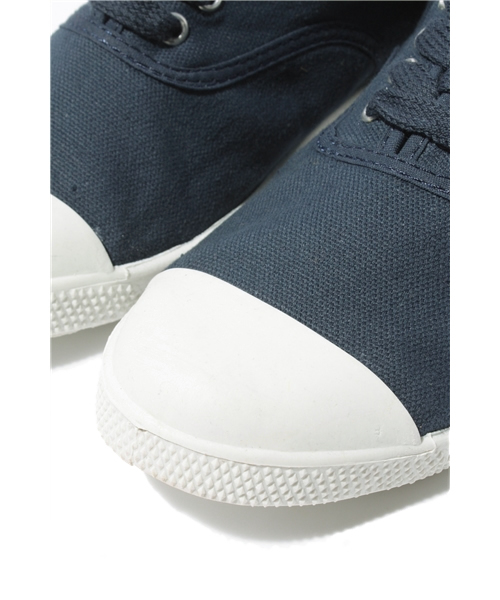 coen（コーエン）の「キャンパスレースアップスニーカー（スニーカー・レディース・ネイビー/グレー・SMALL/MEDIUM/LARGE）」の7枚目の写真