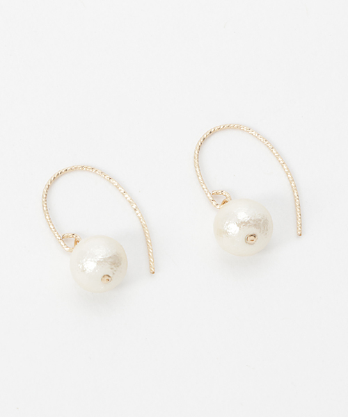 CERCA(チェルカ)の「NoY./クリスタルビーズフラワーロングピアス2way(ピアス(両耳用)・レディース・ゴールド/ホワイト系その他・FREE)」の1枚目の写真