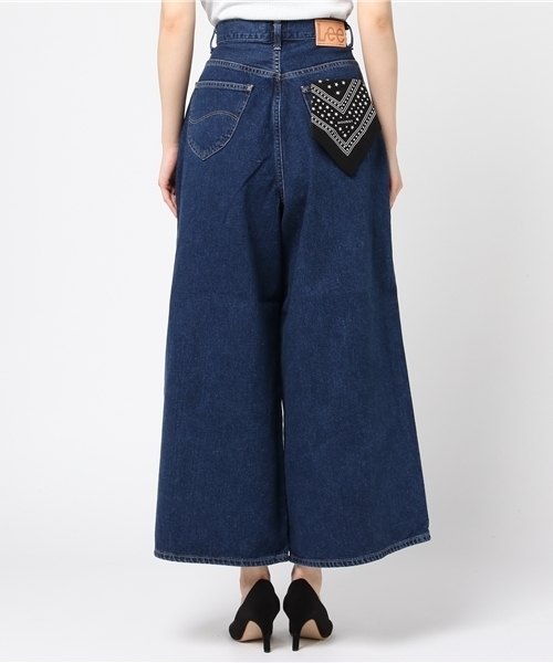 MOUSSY（マウジー）の「Lee×MOUSSY TUCK WIDE PT（デニムパンツ）」 - WEAR