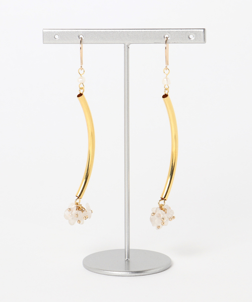 TONE SELECT GOODS(トーンセレクトグッズ)の「【nocca】【14kgf】bouquet pierce(ピアス(両耳用)・レディース・ホワイト/ベージュ/ブルー/その他・FREE)」の2枚目の写真