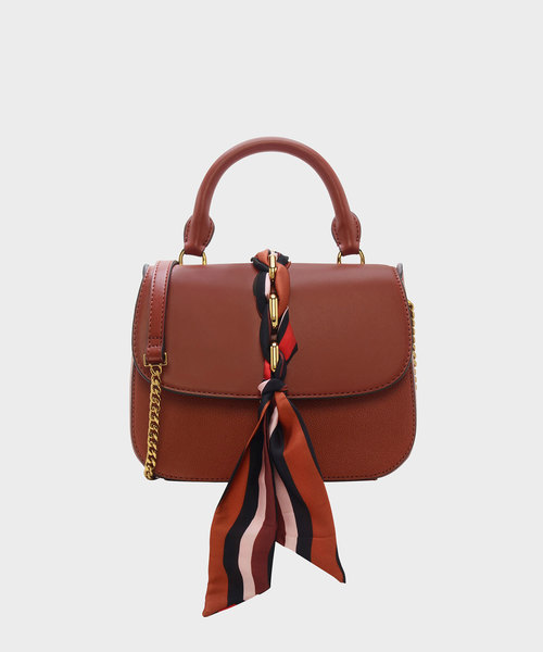 CHARLES & KEITH(チャールズ & キース)の「スカーフバックルハンドバッグ / SCARF BUCKLE HANDBAG(ハンドバッグ・レディース・ブラック/ライトブラウン・M)」の11枚目の写真