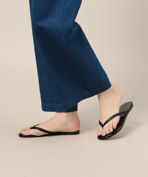 BEAUTY&YOUTH UNITED ARROWS(ビューティーアンドユースユナイテッドアローズ)の「BY フェイクレザー トングサンダル ◆(サンダル・レディース・ゴールド/ベージュ/ブラック/シルバー・38/36/37/35)」の11枚目の写真