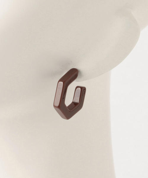 BEAUTY&YOUTH UNITED ARROWS(ビューティーアンドユースユナイテッドアローズ)の「BY カラーサークルピアス ◆(ピアス(両耳用)・レディース・オリーブ/ホワイト/ブラウン・FREE)」の5枚目の写真