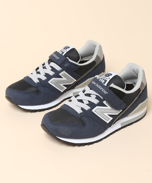 green label relaxing（グリーンレーベルリラクシング）の「［ニューバランス］/KV996 17ｃｍ～24ｃｍ†（スニーカー・キッズ・Navy/MD.Gray/LIME/LT.PINK・23.5cm/17.5cm/24.0cm/20.5cm/21.5cm/18.5cm/21.0cm/23.0cm/19.0cm/21.5㎝/20.0cm/19.5cm/18.0cm/22.0cm/17.0cm/22.5cm）」の2枚目の写真