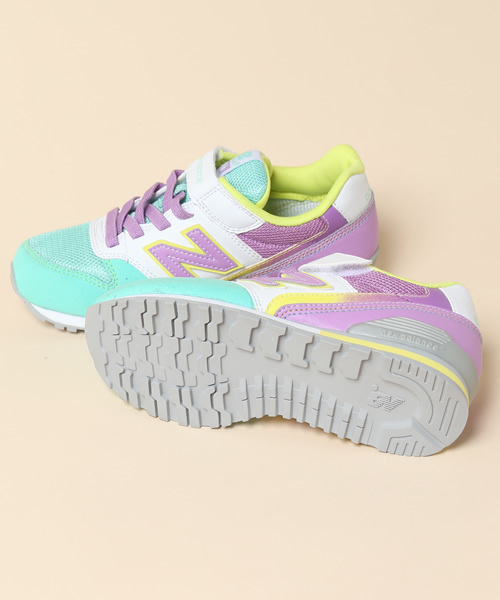 green label relaxing（グリーンレーベルリラクシング）の「［ニューバランス］/KV996 17ｃｍ～24ｃｍ†（スニーカー・キッズ・Navy/MD.Gray/LIME/LT.PINK・23.5cm/17.5cm/24.0cm/20.5cm/21.5cm/18.5cm/21.0cm/23.0cm/19.0cm/21.5㎝/20.0cm/19.5cm/18.0cm/22.0cm/17.0cm/22.5cm）」の5枚目の写真