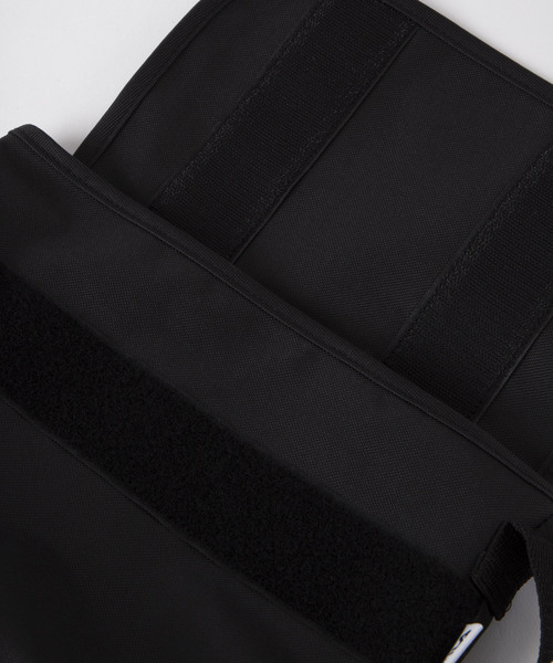 FILA（フィラ）の「∴WEGO/FILA別注ロゴフラップショルダーバッグ（ショルダーバッグ・レディース・トリコロール/ブラック/パープル・FREE）」の16枚目の写真