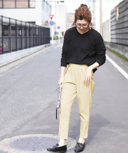 reca(レカ)の「ウエストゴム ゆるテーパードタックパンツ(その他パンツ・レディース・ブラック/ライトグレー/ライトベージュ/ネイビー/ピンクベージュ・M/L)」の14枚目の写真