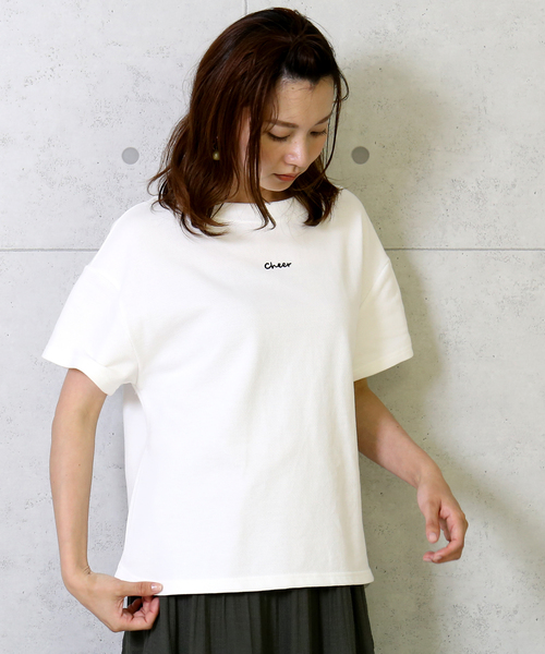 n'ee-ne（ネーネ）の「コットン鹿の子Tシャツ（Tシャツ/カットソー・レディース・オフホワイト/ブラック/ベージュ・M）」の2枚目の写真