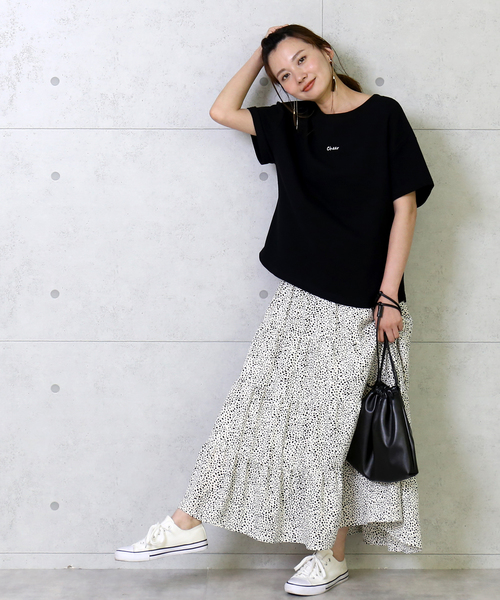 n'ee-ne（ネーネ）の「コットン鹿の子Tシャツ（Tシャツ/カットソー・レディース・オフホワイト/ブラック/ベージュ・M）」の7枚目の写真