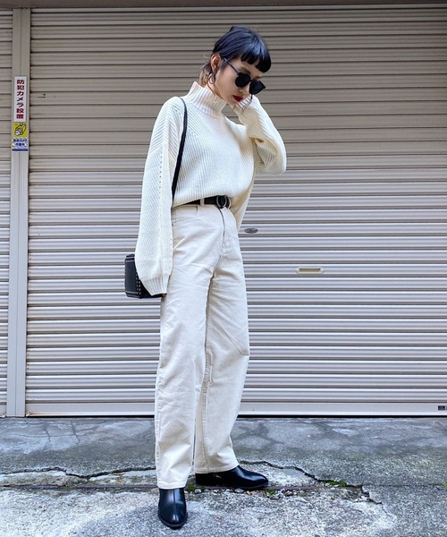 PAGEBOY（ページボーイ）の「コーデュロイストレートパンツ（その他パンツ・レディース・アイボリー/チャコールグレー/ベージュ/ライトブルー・SMALL/MEDIUM）」の12枚目の写真