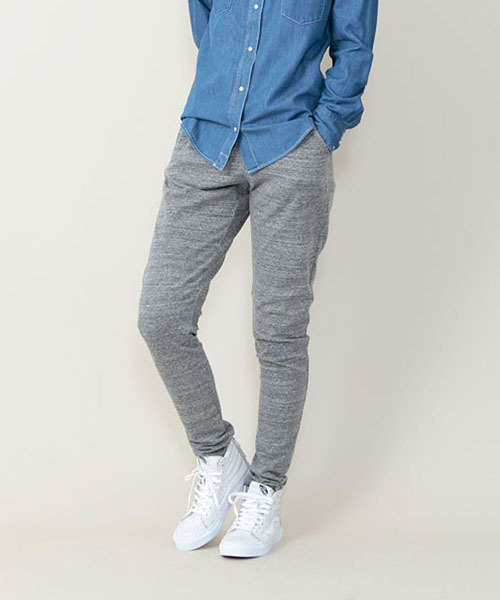 ELFORBR(エルフォーブル)の「【BAILA2月号掲載】【ELFORBR エクスクルーシブモデル】SK8-HI SLIM ZIP(VANS)(スニーカー・レディース・ホワイト・23/23.5/24/24.5/25)」の7枚目の写真