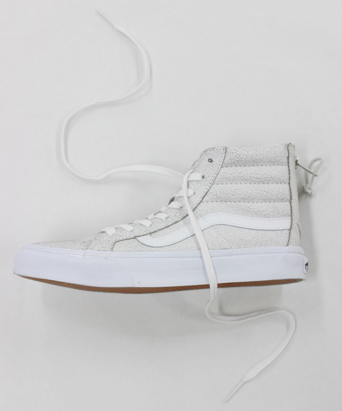 ELFORBR(エルフォーブル)の「【BAILA2月号掲載】【ELFORBR エクスクルーシブモデル】SK8-HI SLIM ZIP(VANS)(スニーカー・レディース・ホワイト・23/23.5/24/24.5/25)」の1枚目の写真