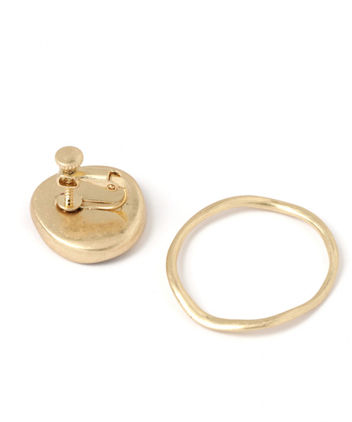 GLOBAL WORK（グローバルワーク）の「変形ＰＵイヤリング/858312（イヤリング・レディース・ライトグレー/ダークブラウン/ベージュ/ブラウン・FREE）」の5枚目の写真