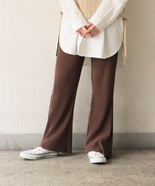 notch.(ノッチ)の「プリーツフレアパンツ(その他パンツ・レディース・オフホワイト/ブラック/ミント/ターコイズブルー/パープル/ライトパープル/ライラック/ブルー/グリーン/ライトグレー/ネイビー/ブラウン・M/TM)」の4枚目の写真