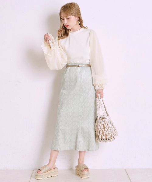 one after another NICE CLAUP(ワンアフターアナザーナイスクラップ)の「パイソン柄チューリップスカート(スカート・レディース・ピンク/カーキ・FREE)」の11枚目の写真