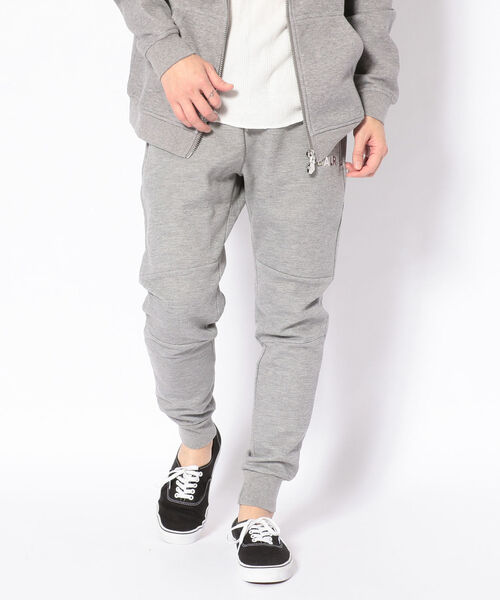 BALR.（ボーラー）の「BALR./ボーラー/Q-SERIES CLASSIC SWPNT/正規商品（スウェットパンツ・メンズ・チャコール/ブラック/ホワイト/グレー/ネイビー・MEDIUM/LARGE/X-SMALL/SMALL）」の4枚目の写真