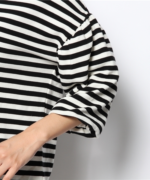 DISCOAT（ディスコート）の「【Discoat】リップル後ろ布帛切替プルオーバー（Tシャツ/カットソー・レディース・オフホワイト/ネイビー/ブラック/キャメル・ﾌﾘ-）」の13枚目の写真