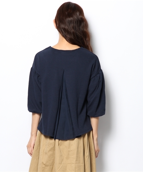 DISCOAT（ディスコート）の「【Discoat】リップル後ろ布帛切替プルオーバー（Tシャツ/カットソー・レディース・オフホワイト/ネイビー/ブラック/キャメル・ﾌﾘ-）」の9枚目の写真