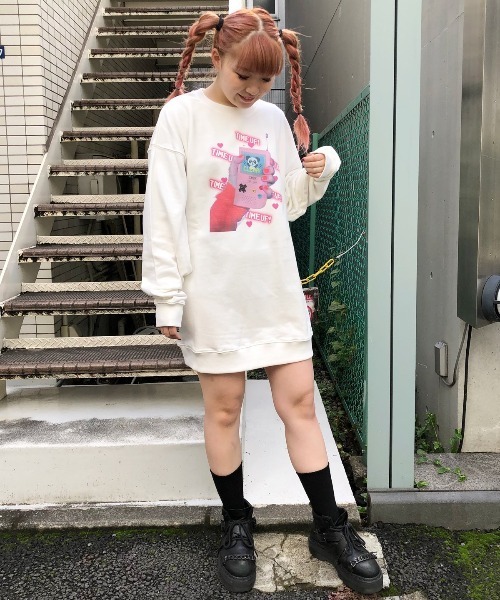 Candy Stripper（キャンディストリッパー）の「TIME UP SWEAT