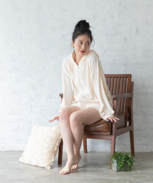 Mysa&Liina(ミーサリーナ)の「【ルームウェア】パイルパーカー×ショートパンツSET(ルームウェア/パジャマ・レディース・ベージュ/ネイビー/オフホワイト/ピンク/イエロー・M/L)」の13枚目の写真