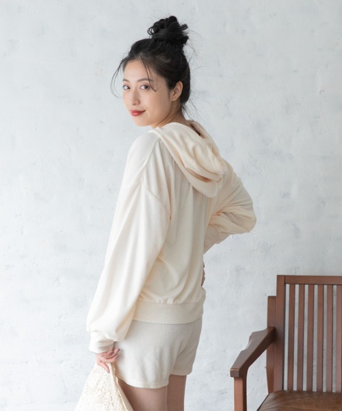 Mysa&Liina(ミーサリーナ)の「【ルームウェア】パイルパーカー×ショートパンツSET(ルームウェア/パジャマ・レディース・ベージュ/ネイビー/オフホワイト/ピンク/イエロー・M/L)」の17枚目の写真