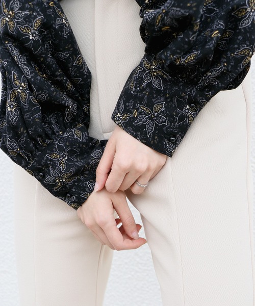 Kastane(カスタネ)の「花柄オリエンタルブラウス(シャツ/ブラウス・レディース・ブラック/ブラウン・FREE)」の9枚目の写真