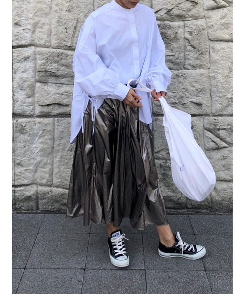 ulu（ウル）の「Metallic gather flare skirt（スカート・レディース・ブラック/シルバー・FREE）」の7枚目の写真