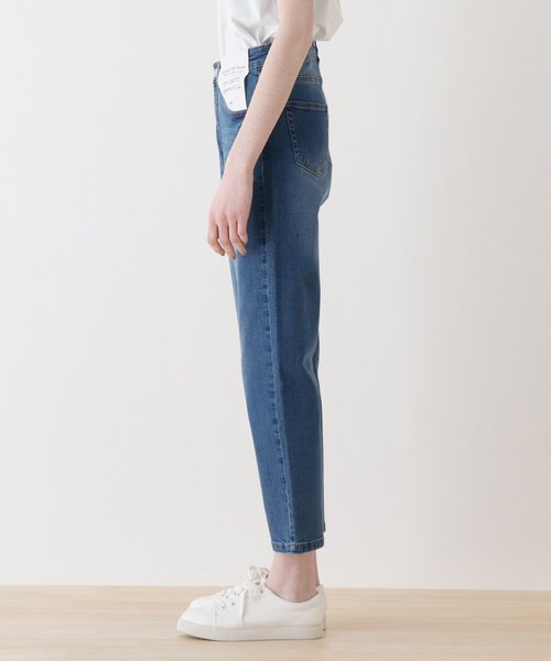 Cutie Blonde（キューティーブロンド）の「◆【S-LL/サスティナ】ゆるテーパードデニム（デニムパンツ・レディース・ネイビー系5/ブルー系5・01/02/03/04）」の4枚目の写真